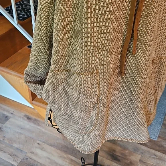 👚Doe & Rae Mustard and Cream Knit Sweater - Picture 4 of 8